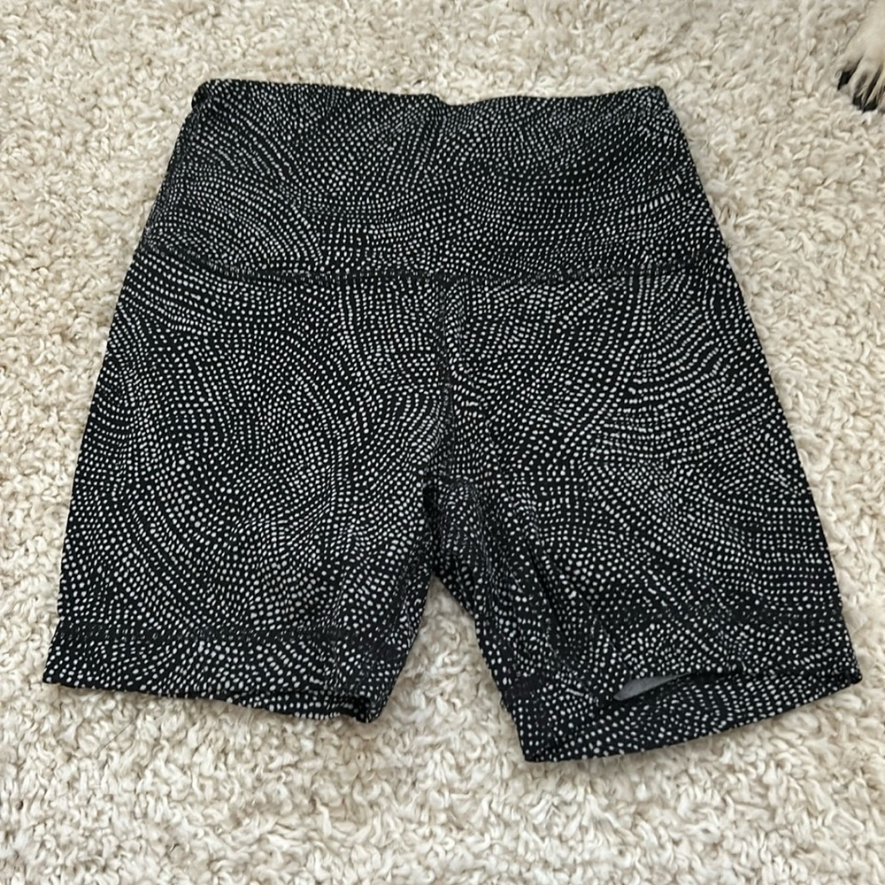Lululemon Align shorts